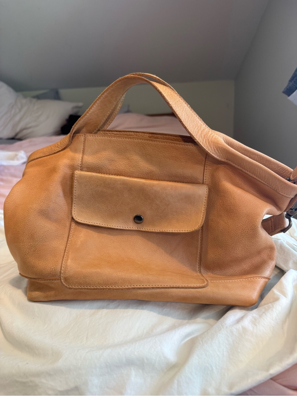Latico Full Grain Leather Shoulder Tote Bag Claire in Camel- with tags